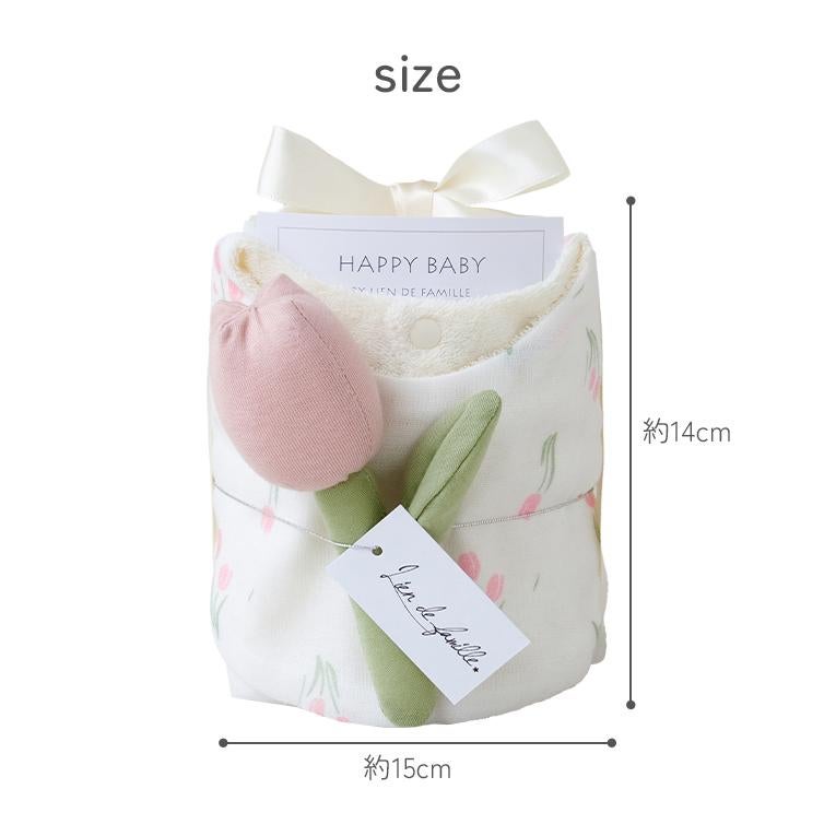 スタイとラトルのおむつケーキ